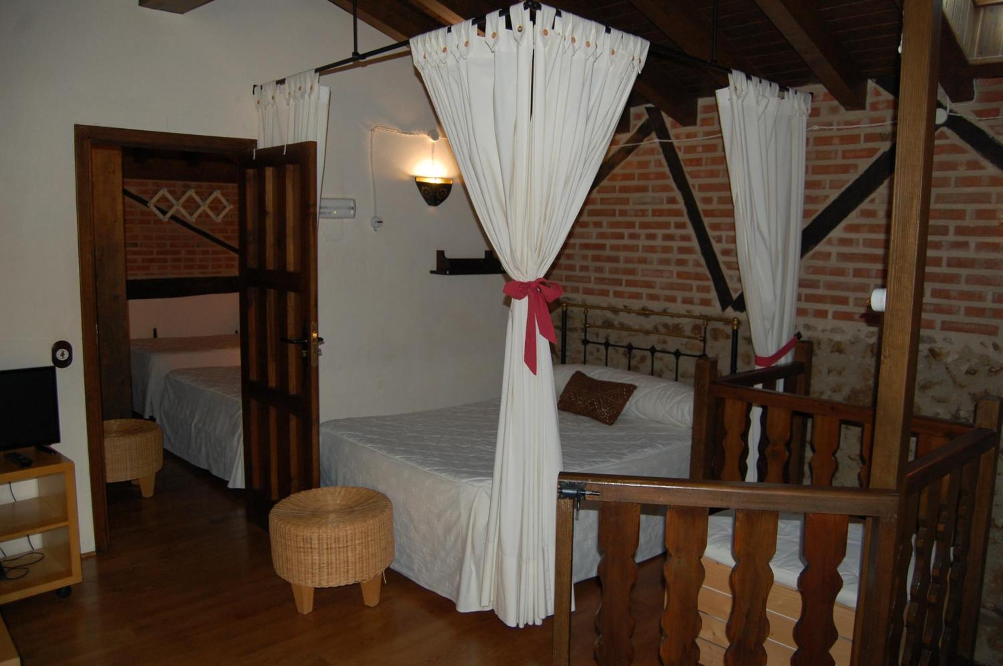 Apartamentos Rurales Tia Josefa Торнавакас Экстерьер фото